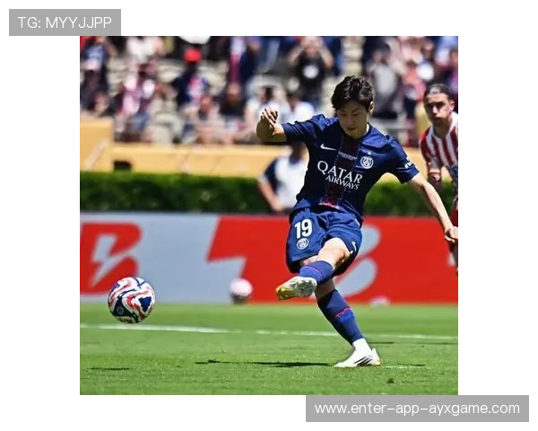 巴黎锋线多点开花,法甲冠军呼声日益高涨 巴黎锋线多点开花,法甲冠军呼声日益高涨