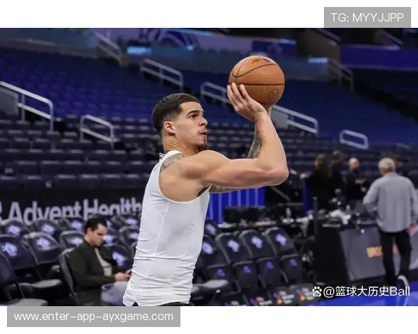 小波特突破后上篮得分，篮网全队状态正佳